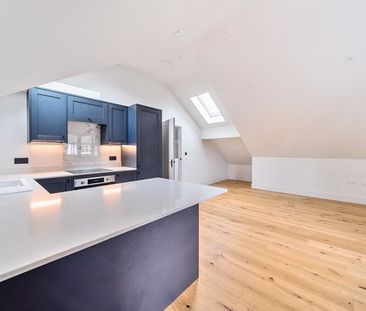 52A Wey Hill, Haslemere - 1 bedroomProperty for lettings - Seymours - Photo 1