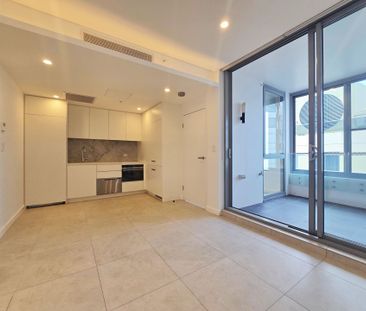 1103/231 Miller Street, North Sydney - Photo 2