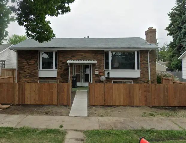 2 Bedroom 1 Bathroom Garden & Basement Rentals - 50% Off Rent for 3 Months on an 18-Month Lease -... | 4225 117 Avenue Northwest, Edmonton - Photo 1