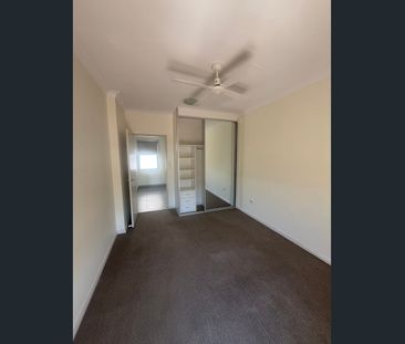 701/5 Hamilton Road, Fairfield, NSW 2165 - Photo 2