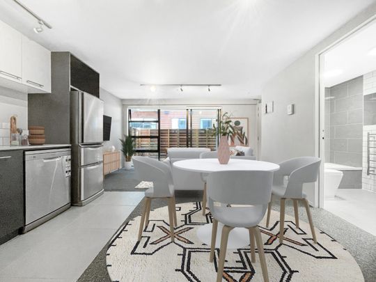 Detroit Apartments - 1.07/181 Tasman Street - Photo 1