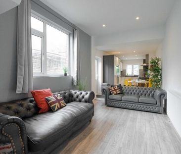 7 bedroom terraced house to rent - Photo 1