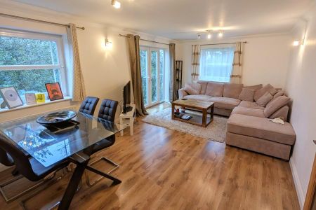 2 bedroom apartment to rent - Photo 2