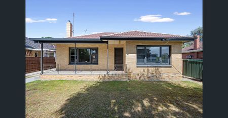 Timeless charm meets modern design, Located in perfect Flora Hill position. - Photo 5