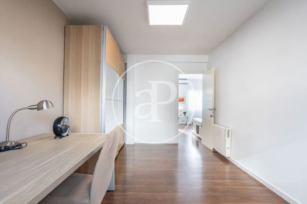 Piso de alquiler en C. del Mestre Aguilar, Russafa - Photo 1