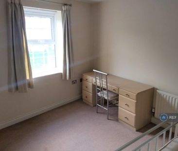 2 bedroom flat to rent - Photo 4