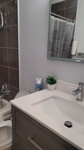 For Lease - 68 Southdale Road, London South, Ontario - Photo 4