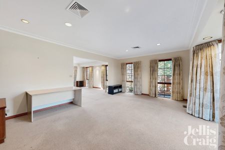 2 Delfi Court, Balwyn - Photo 3