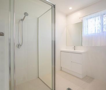 3 Rathbone Place, 4215, Labrador - Photo 6