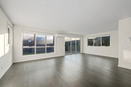 Modern Living on Mace - Photo 2