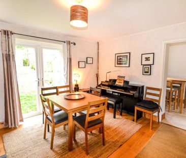 3 bedroom semi-detached house to rent - Photo 3