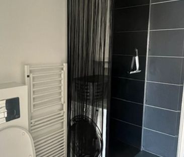 Location Appartement 1 pièce 32m² - Photo 1