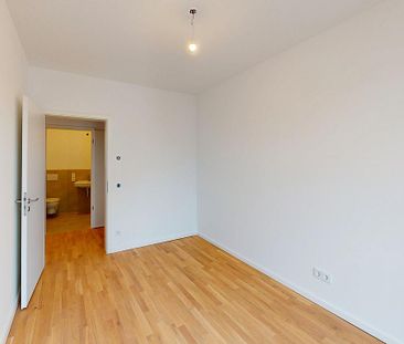 Großzügige 3-Zimmer-Wohnung mit zwei Bädern und sonnigem Balkon (mi... - Photo 3