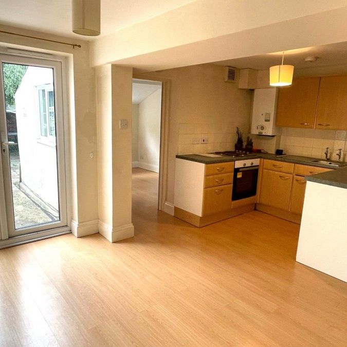 Belvedere Road, Taunton - Photo 1