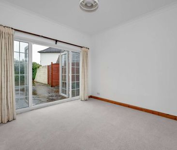 Located in an exclusive Guildford location and close to fantastic r... - Photo 2