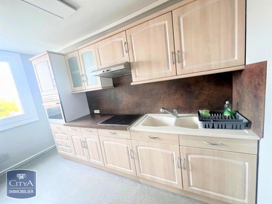 Location Appartement 3 pièces 74m² LILLE 59000 - Photo 1