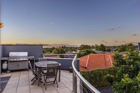 8/3 Kenilworth Parade, Ivanhoe - Photo 3