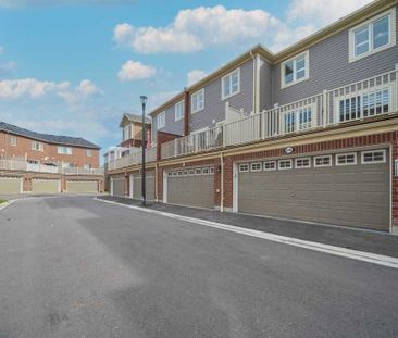For Lease - 2444 Fall Harvest Crescent, Pickering, Ontario - Photo 4