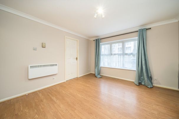 Devonshire Court, London, SW12, London - Photo 1