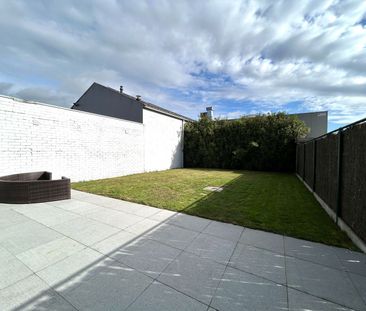 Instapklare woning met zonnige tuin te Rumbeke (Roeselare)! - Photo 2