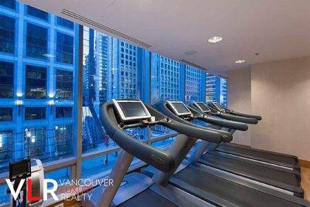 Condo in Downtown Vancouver, BC - Photo 2