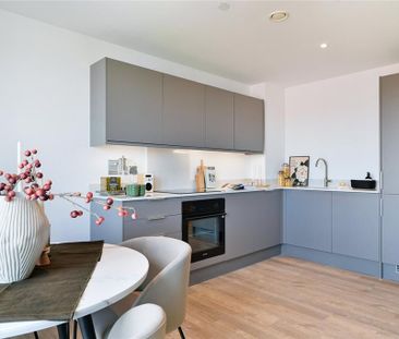 3 bedroom apartment to rent - Photo 6