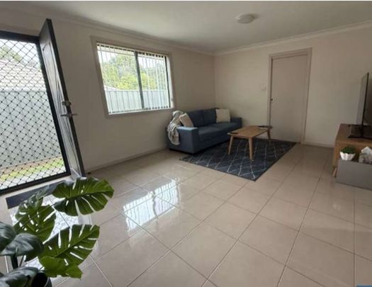 Single-Level Villa in a Prime Coastal Location - Photo 1