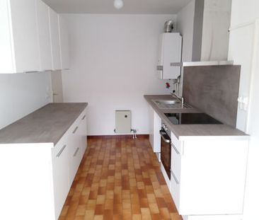 Appartement 4 pièces 75m2 REIMS 780 euros - Photo 2