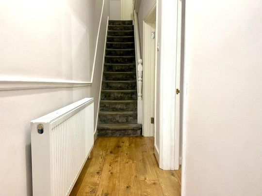 4 bedroom terraced house to rent - Photo 1