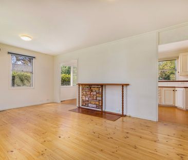 10 Street Place, Watson ACT 2602 - House For Rent | Domain - Photo 2
