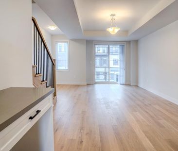 For Lease - 5947 Saigon Street, Mississauga, Ontario - Photo 1