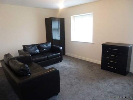 3 bedroom property to rent in Manchester - Photo 3