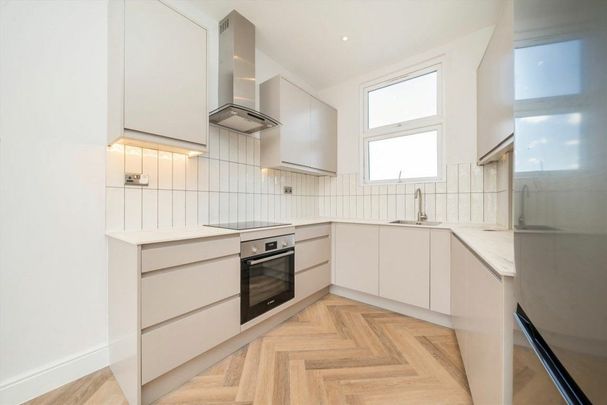 Craven Park Road, Harlesden, NW10 - Photo 1