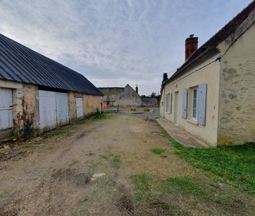 Maison à CHERRE une chambre - Photo 4