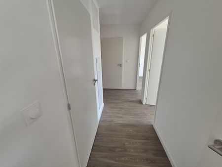 location Appartement T3 DE 63.71m² À ARMENTIERES - Photo 3