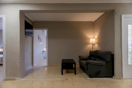 Spacious double room in Valencia - Photo 2