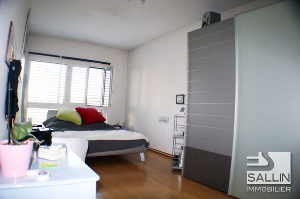 Spacieux et lumineux appartement récemment rénové - Photo 1