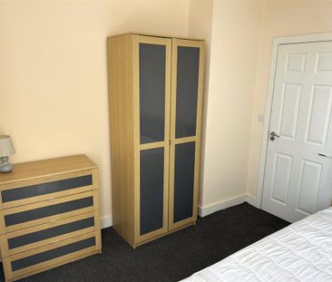 House share to rent - Photo 1
