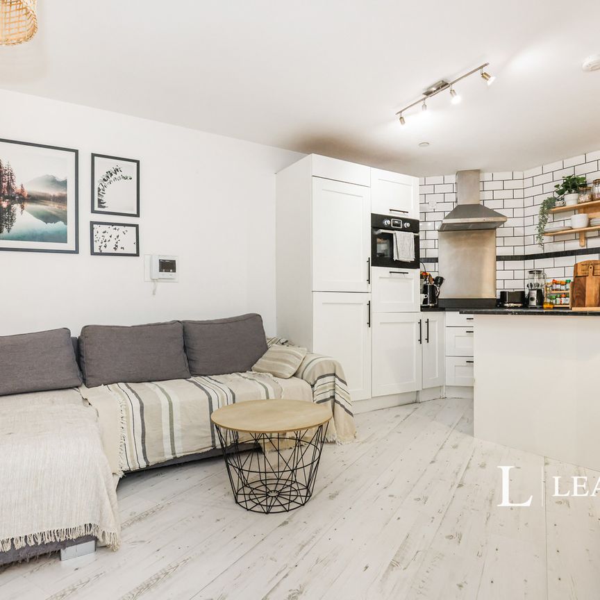 2 bedroom apartment to rent Bloomsbury House, 27 Guildhall Road, Northampton, NN1 - Photo 1