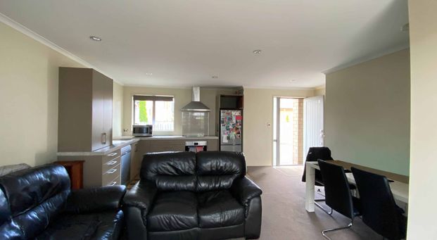 2/34 Fifth Avenue - Photo 1