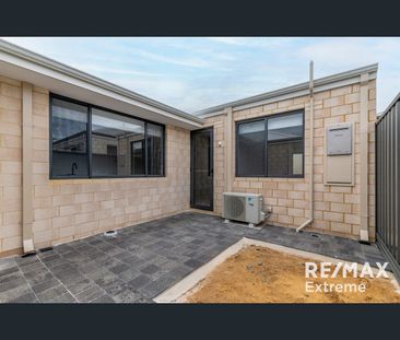 45 Citadel Way, Currambine, WA 6028 - Photo 4