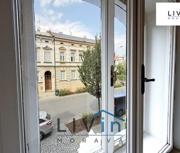 Pronájem bytu 1+1 32 m² - Photo 1