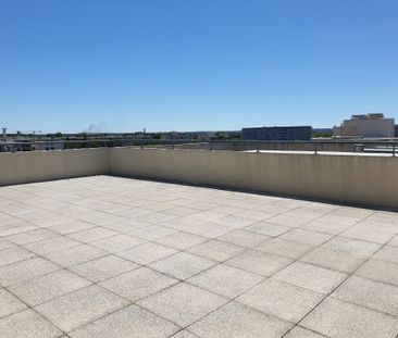 Location Appartement 3 pièces 82m² NIMES 30900 - Photo 6