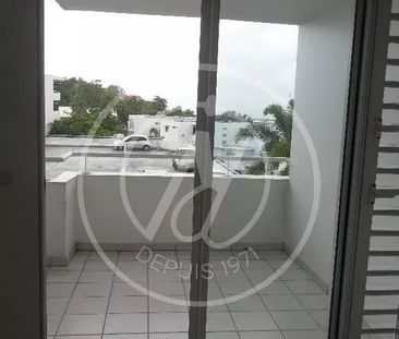 A LOUER 740 € Appartement 2 pièces 36 m² 97139 ABYMES - Photo 1