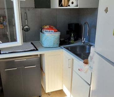 T1 meublé avec terrasse proche plages - Photo 2