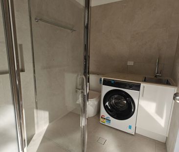 Perfect Location - Fully Furnished 1 Bedroom Unit - Photo 2