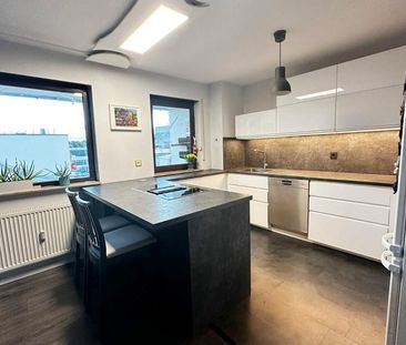 Helle 3,5-Zimmer-Wohnung mit Balkon & Tiefgaragenstellplatz - Foto 3