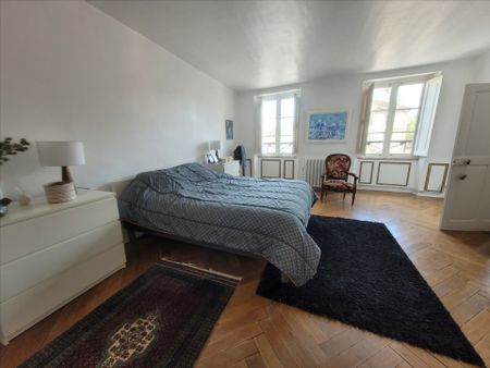 Location Appartement 4 pièces 166m² - Photo 3