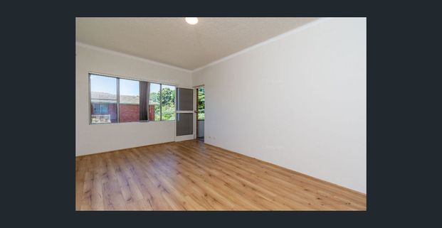 2 Bedroom Apartment 200 meters from the train station - Photo 1