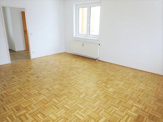 Helle 3-Zimmer Wohnung mit Tiefgarage - Foto 1